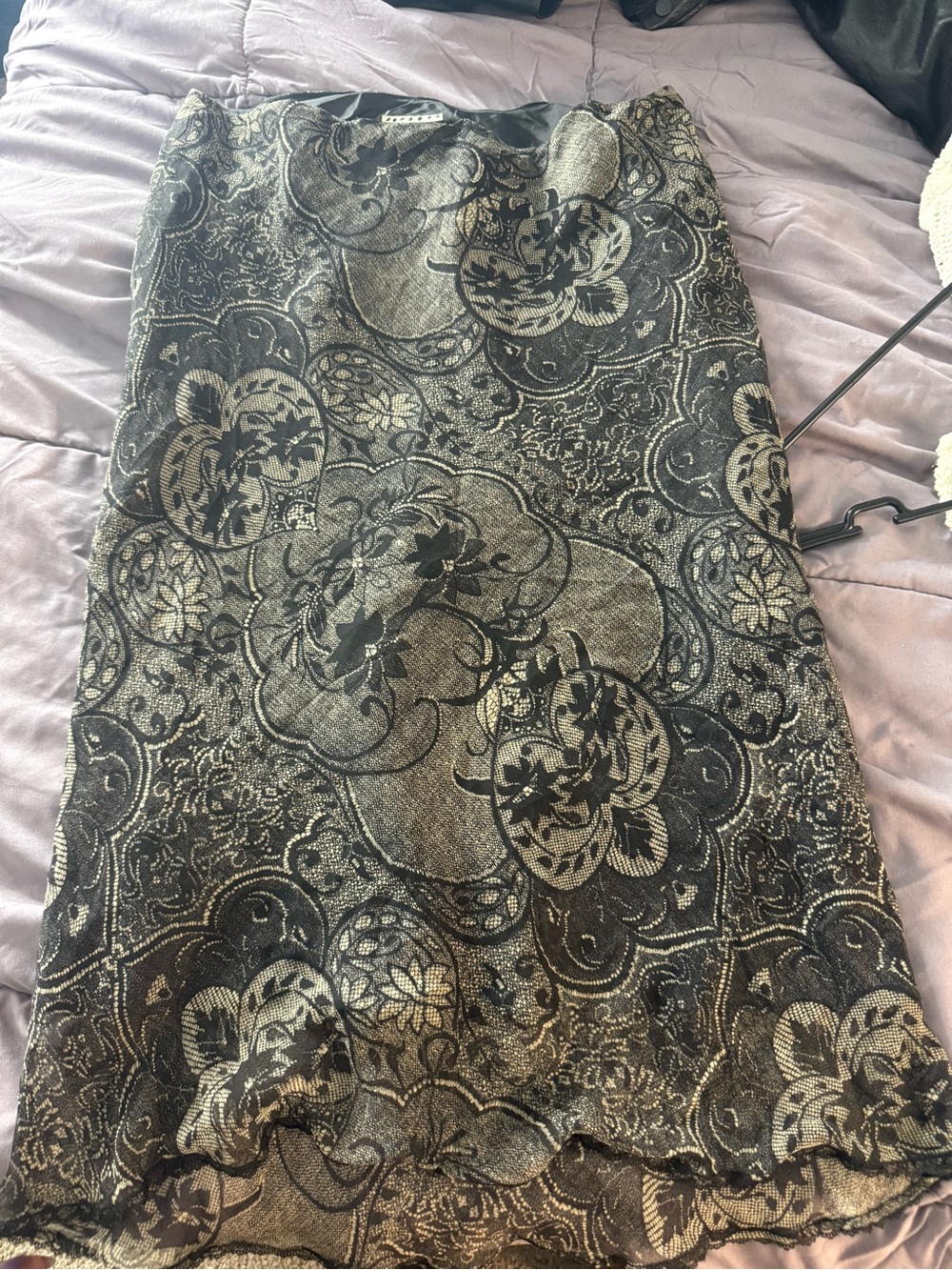 Ice Black and Cream Floral Lace-Overlay Pencil Skirt